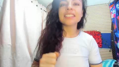 Snapshot of rosse_25 chatting on 07/19/26, 11:25 Would you like to help me with supplementation and sports suits so I can compete in powerlifting online show from 07/19/26, 11:25