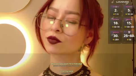 Snapshot of rosse_98_ chatting on 10/11/25, 01:42 Miss Rosse online show from 10/11/25, 01:42