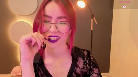 Snapshot of rosse_98_ chatting on 11/18/25, 01:26 Miss Rosse online show from 11/18/25, 01:26
