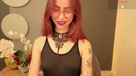 Snapshot of rosse_98_ chatting on 12/15/25, 02:43 Miss Rosse online show from 12/15/25, 02:43