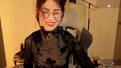 Snapshot of rosse_98_ chatting on 03/28/26, 01:22 Miss Rosse online show from 03/28/26, 01:22