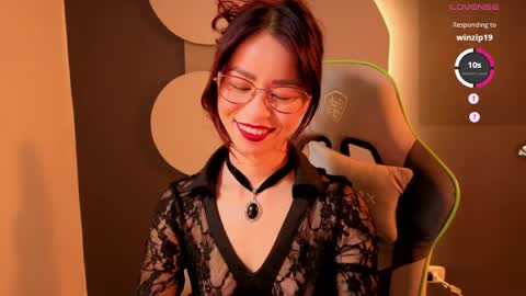 Snapshot of rosse_98_ chatting on 05/11/26, 03:07 Miss Rosse online show from 05/11/26, 03:07