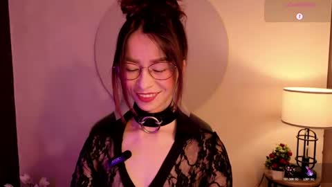 Snapshot of rosse_98_ chatting on 06/21/26, 12:52 Miss Rosse online show from 06/21/26, 12:52