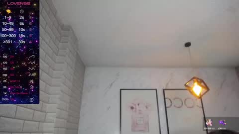 Snapshot of rosse_jeane_v chatting on 01/22/25, 01:00 rosse jeane v online show from 01/22/25, 01:00