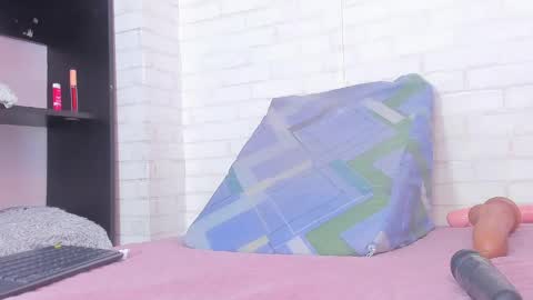 Snapshot of rosse_thompson11 chatting on 02/08/25, 08:21 rosse_thompson11 online show from 02/08/25, 08:21