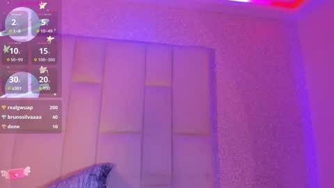 Snapshot of rosselfinoll chatting on 01/27/25, 03:39 Rossel online show from 01/27/25, 03:39