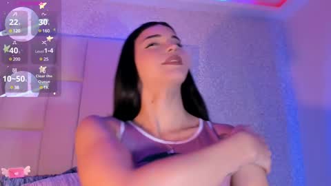 Snapshot of rosselfinoll chatting on 03/10/25, 12:37 Rossel online show from 03/10/25, 12:37