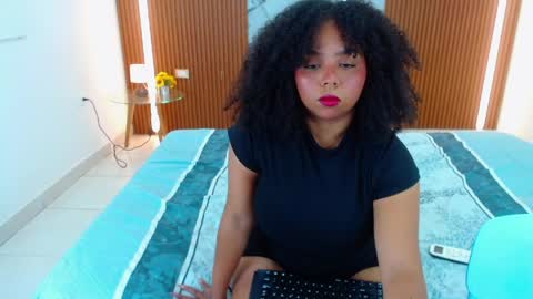 Rossi Hill online show from 04/01/26, 12:17