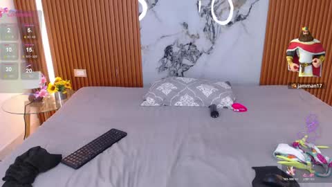 Rossi Hill online show from 04/22/26, 01:12