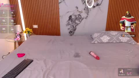 Rossi Hill online show from 04/23/26, 01:35