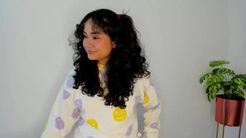 rossie_lanie_ online show from 01/15/26, 02:21