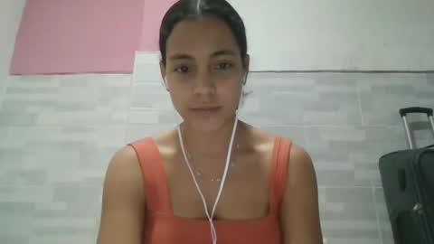 Snapshot of rosss690 chatting on 02/14/25, 08:59 ross online show from 02/14/25, 08:59