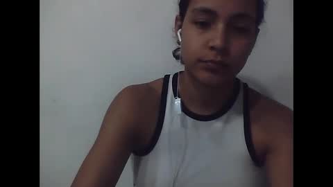 Snapshot of rosss690 chatting on 03/03/25, 01:42 ross online show from 03/03/25, 01:42