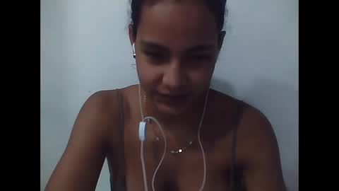 Snapshot of rosss690 chatting on 03/03/25, 03:42 ross online show from 03/03/25, 03:42