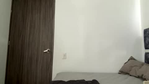 Im Ross   online show from 04/15/26, 06:37