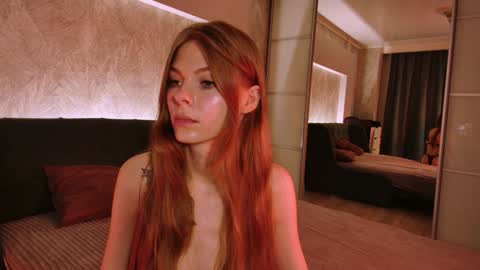 rosy_black_ online show from 12/28/24, 04:09