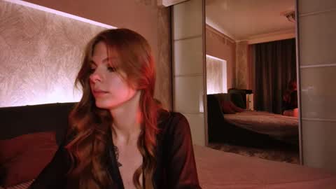 rosy_black_ online show from 03/01/25, 06:21