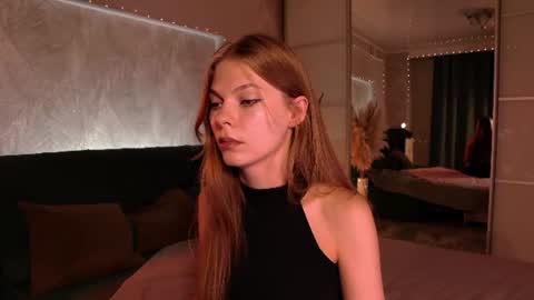 rosy_black_ online show from 07/04/26, 08:37
