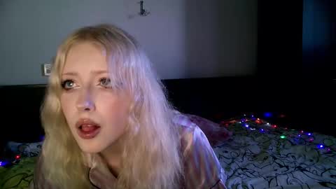 Snapshot of rosy_petal chatting on 09/25/25, 06:39 rosy_petal online show from 09/25/25, 06:39