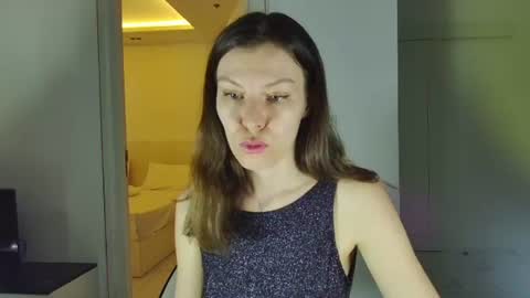 roter_rita online show from 06/10/26, 06:34