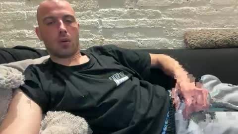 rotteei1 online show from 03/23/26, 08:24