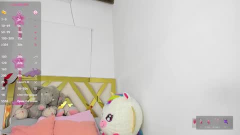 rousee_yarelds online show from 12/14/25, 11:09