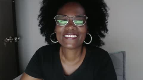 luxa online show from 01/23/25, 12:30