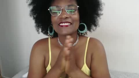 luxa online show from 02/15/25, 01:16