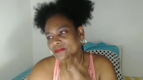 luxa online show from 04/05/26, 02:58