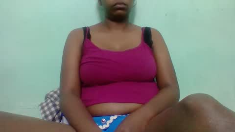 rovaelyah online show from 09/19/25, 02:35