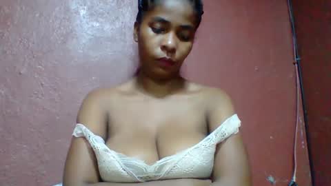 rovaelyah online show from 10/21/25, 02:18