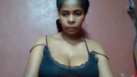 Snapshot of rovaelyah chatting on 04/26/26, 06:27 rovaelyah online show from 04/26/26, 06:27
