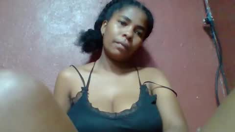 Snapshot of rovaelyah chatting on 04/29/26, 04:49 rovaelyah online show from 04/29/26, 04:49