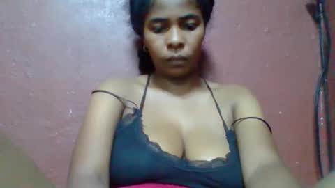 Snapshot of rovaelyah chatting on 04/30/26, 03:51 rovaelyah online show from 04/30/26, 03:51