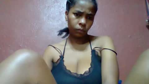 Snapshot of rovaelyah chatting on 05/06/26, 02:29 rovaelyah online show from 05/06/26, 02:29