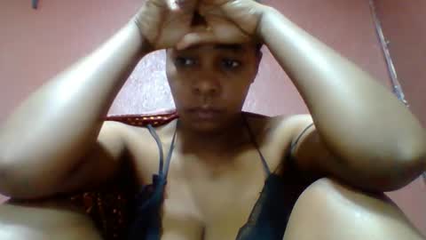 Snapshot of rovaelyah chatting on 05/07/26, 02:28 rovaelyah online show from 05/07/26, 02:28