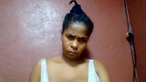 Snapshot of rovaelyah chatting on 05/23/26, 03:38 rovaelyah online show from 05/23/26, 03:38