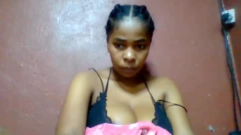 Snapshot of rovaelyah chatting on 06/02/26, 06:04 rovaelyah online show from 06/02/26, 06:04