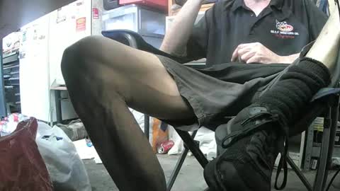 Snapshot of rover_ chatting on 10/02/25, 04:52 rover_ online show from 10/02/25, 04:52