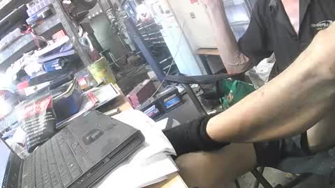 Snapshot of rover_ chatting on 10/22/25, 05:08 rover_ online show from 10/22/25, 05:08