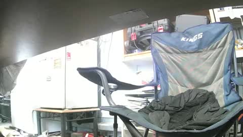 Snapshot of rover_ chatting on 11/04/25, 04:11 rover_ online show from 11/04/25, 04:11