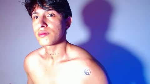 rowanboy23 online show from 01/18/26, 04:55