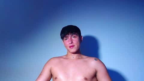 rowanboy23 online show from 04/18/26, 02:59