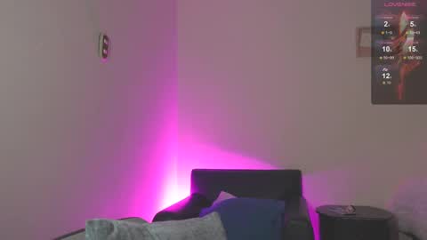 Roxanna online show from 02/27/25, 10:09