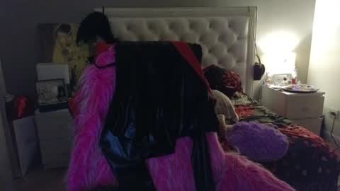 Snapshot of roxalanastar chatting on 06/15/26, 06:43 Roxalana online show from 06/15/26, 06:43