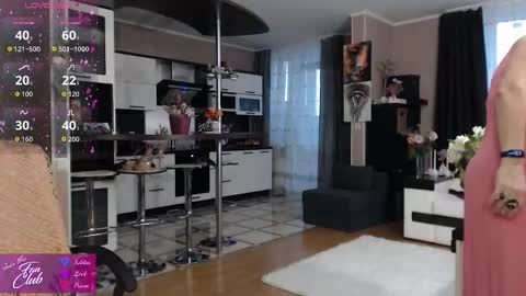 Roxana online show from 03/19/26, 03:38