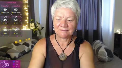Snapshot of roxana_brooks chatting on 04/29/26, 01:21 Roxana online show from 04/29/26, 01:21