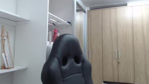 Roxana online show from 01/11/25, 12:55