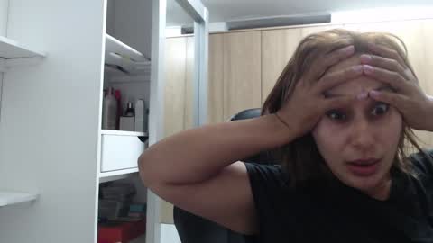 Roxana online show from 01/11/25, 11:13