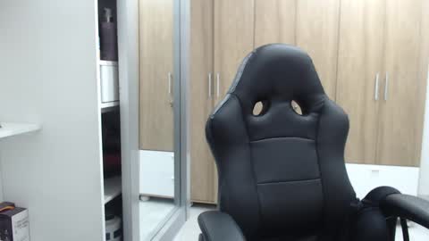 Roxana online show from 01/25/25, 12:06